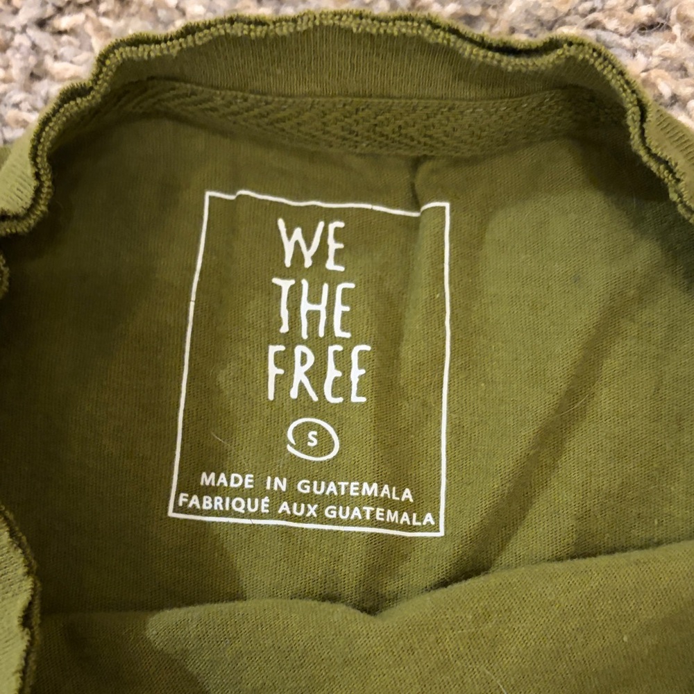 T-Shirt bundle - Picture 4 of 6